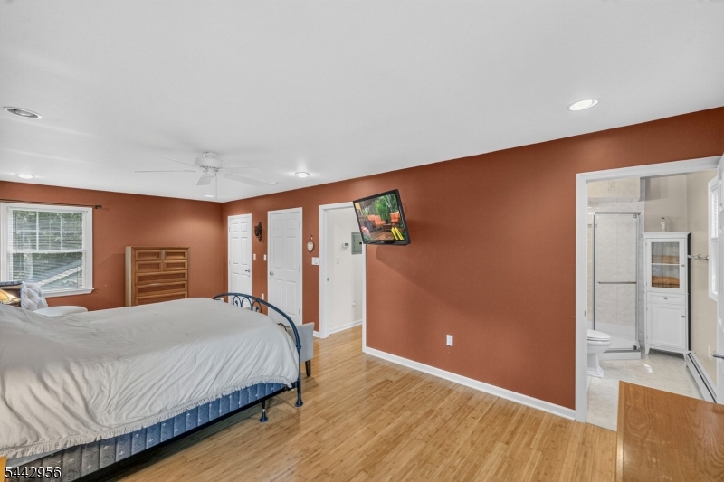 Erskine Lakes - Residential