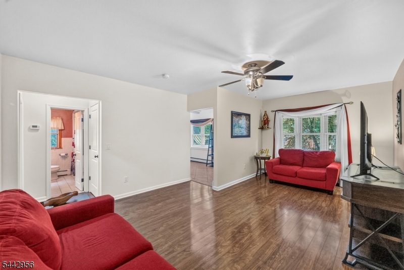 Erskine Lakes - Residential