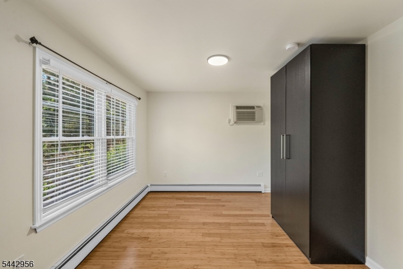Erskine Lakes - Residential