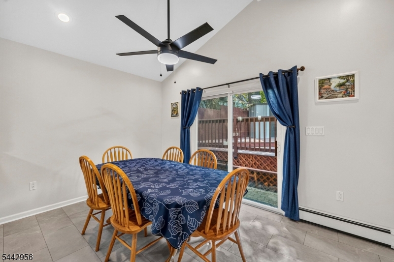 Erskine Lakes - Residential