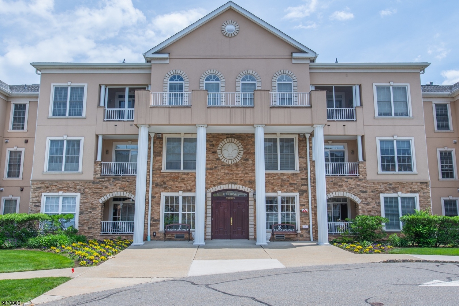 Fox Hills - Residential