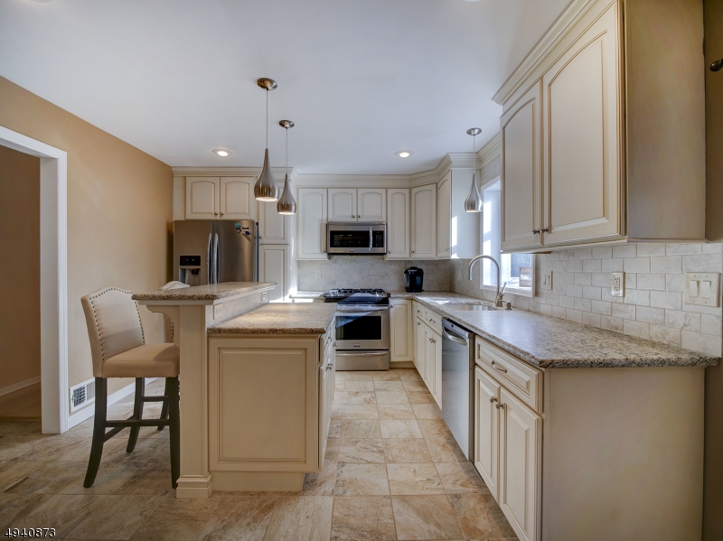 BIRCH HILL - Residential