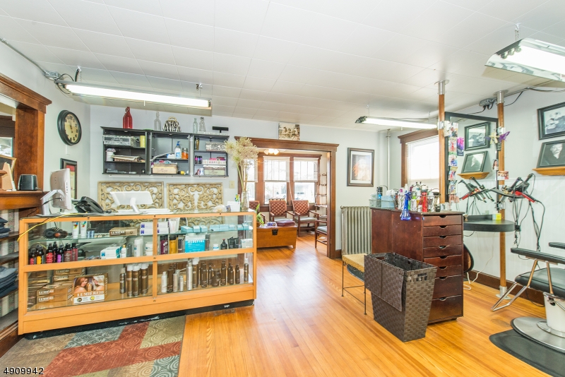 Downtown - Commercial Sale