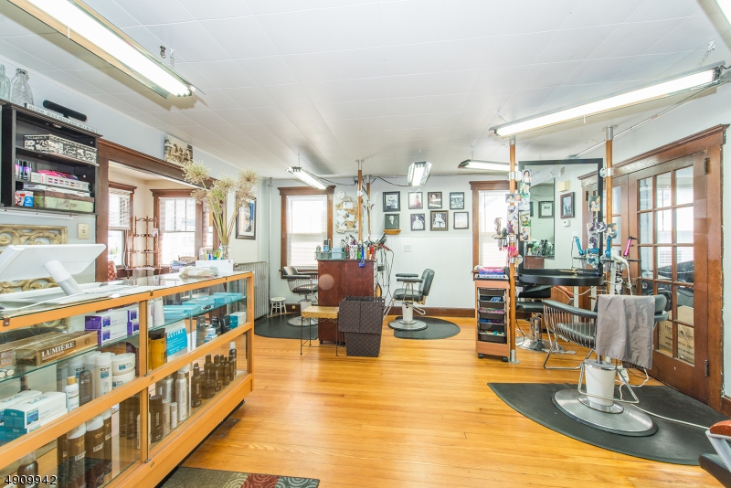 Downtown - Commercial Sale