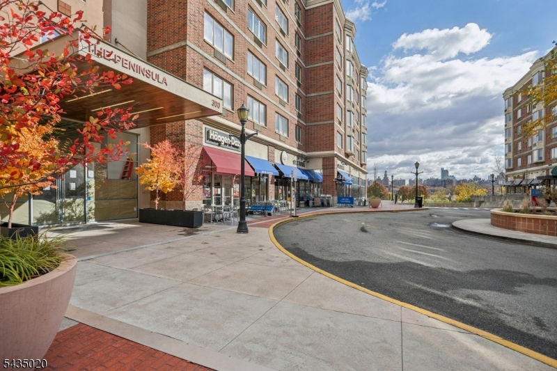 City Place - Residential