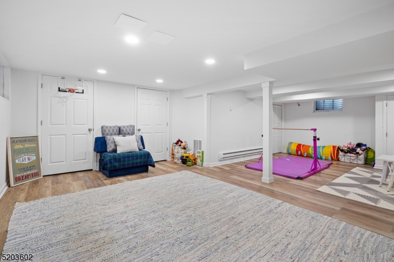 Hill Section - Residential