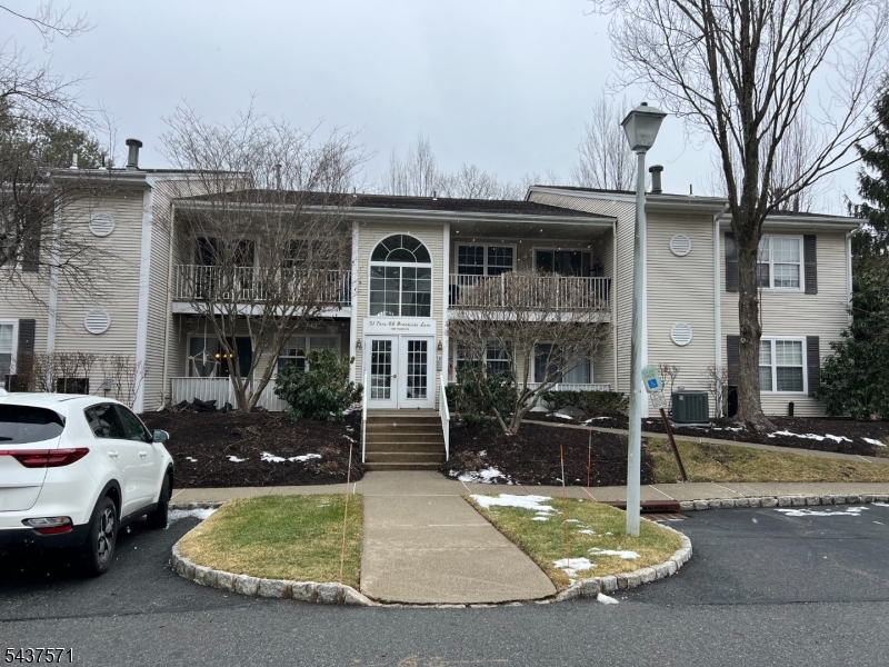 SEASONS GLEN - Residential