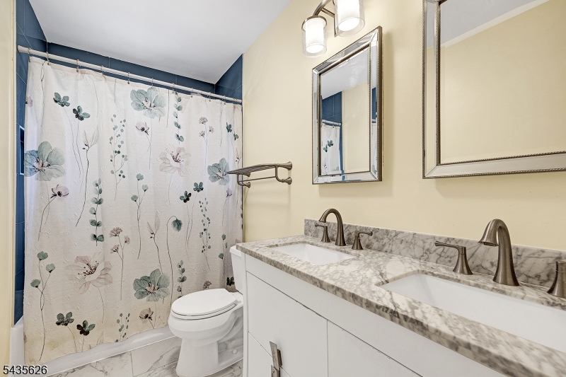Clover Hill - Residential