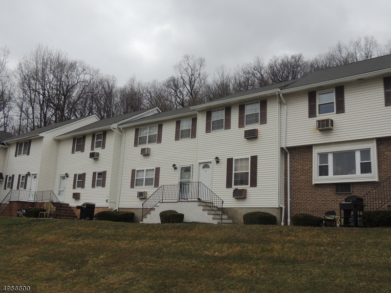 Mountain View Manor - Residential