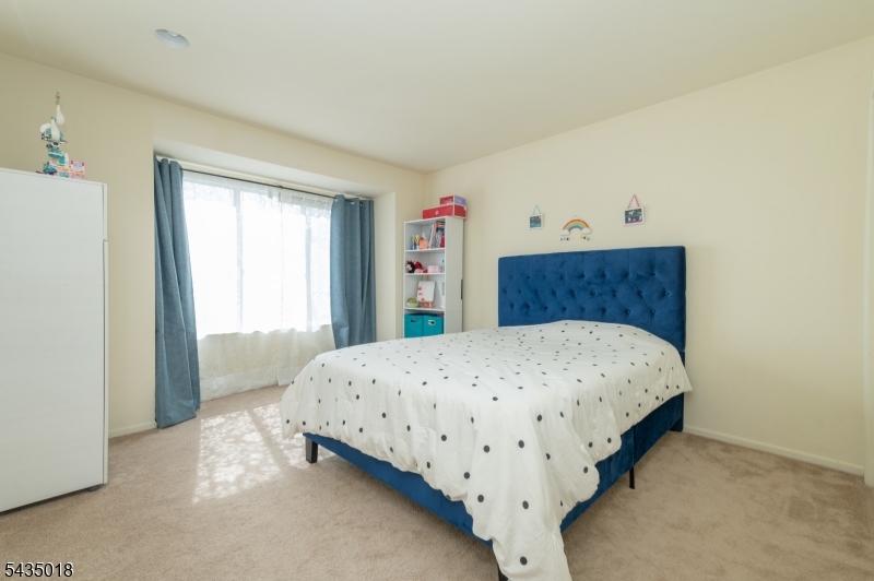 The Meadows - Residential Lease