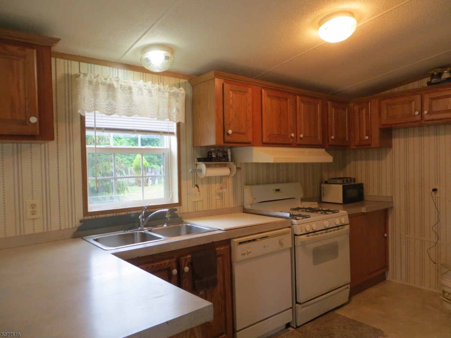 Riverview Senior Park - Residential