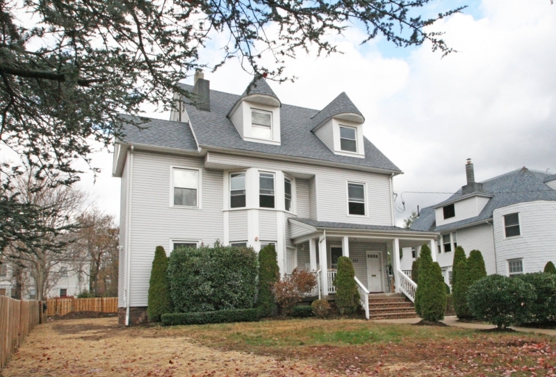 This building has a long history.  It was a rooming house.  In 2014 it was converted into 9 updated apartments.  Each unit has hardwood throughout, Stainless Steel appliances, granite countertops, central air and more. Great location to town and the train.