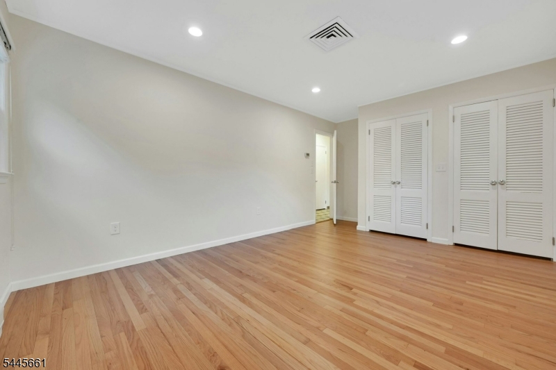 PACKANACK LAKE - Residential