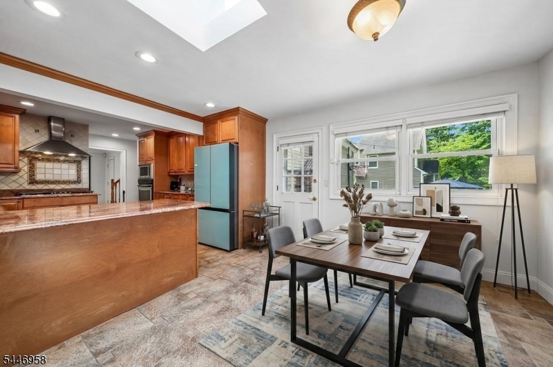 COLLINS - Residential