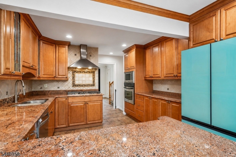 COLLINS - Residential