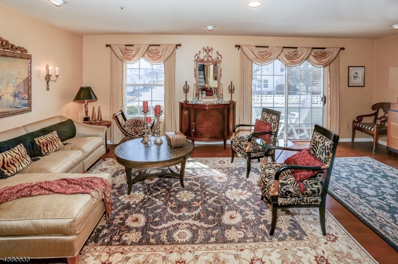 EDEN LANE - Residential