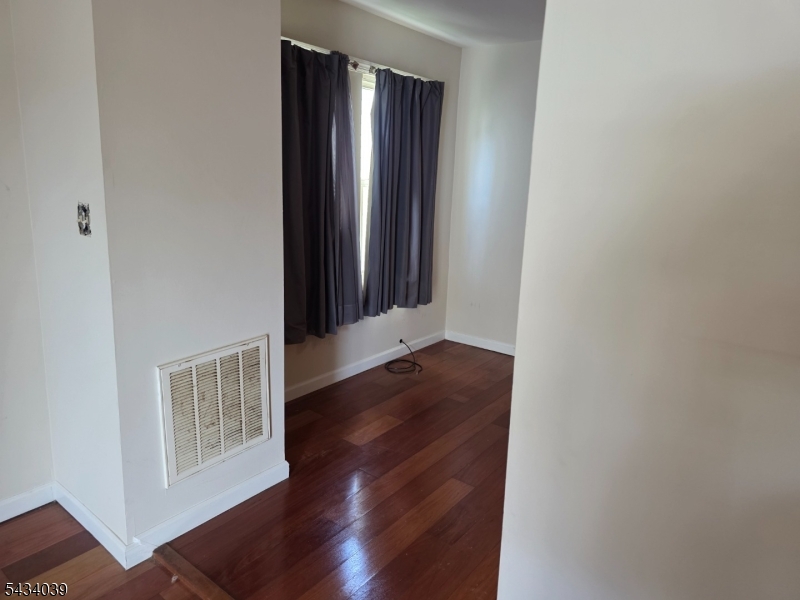 Valley - Residential Lease