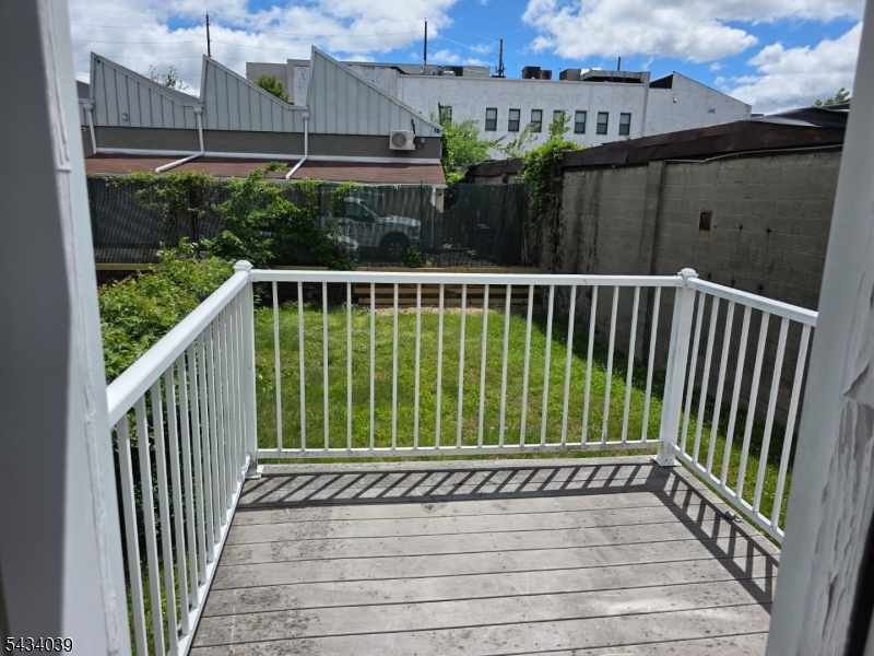 Valley - Residential Lease