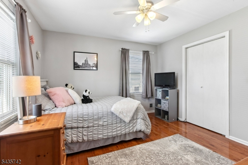 Lincoln Mannor - Residential