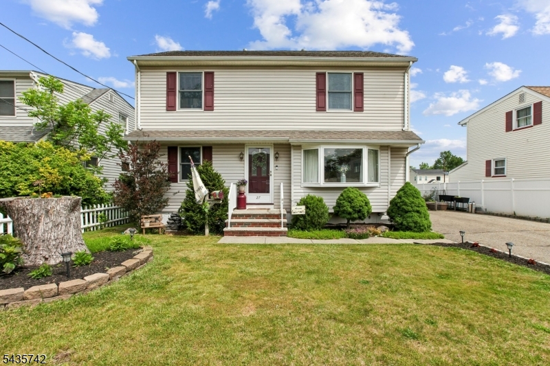 Lincoln Mannor - Residential