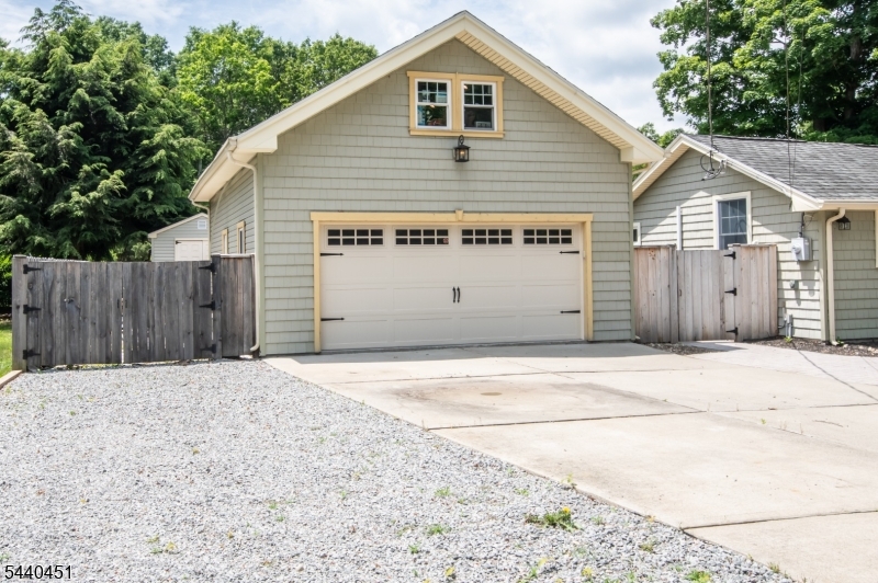 Oak Ridge - Residential