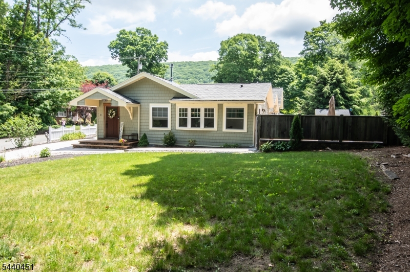 Oak Ridge - Residential