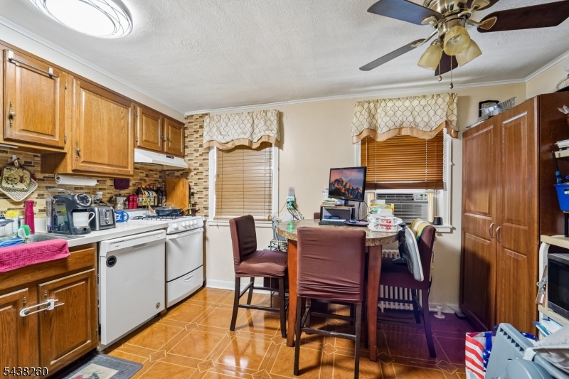 Woods End - Residential