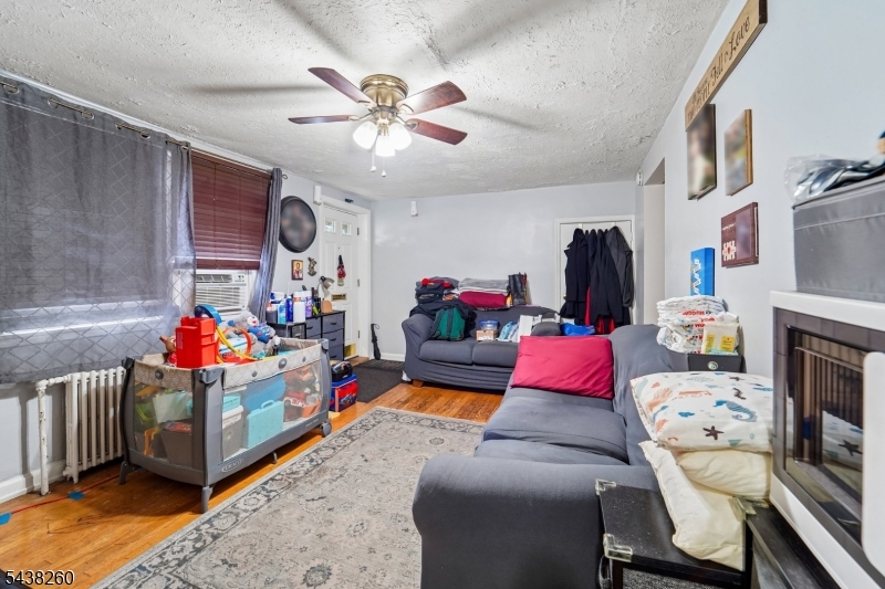 Woods End - Residential