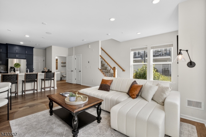 Townhomes At Vermella - Residential