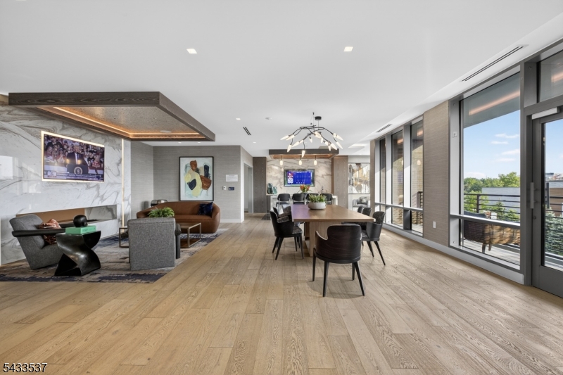 Townhomes At Vermella - Residential
