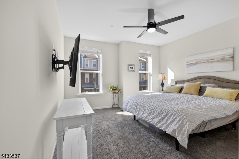 Townhomes At Vermella - Residential