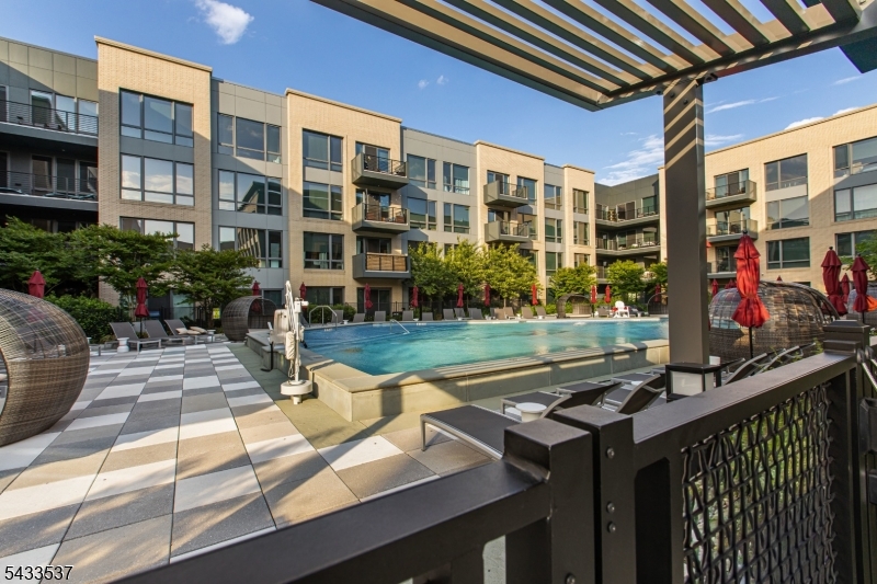 Townhomes At Vermella - Residential
