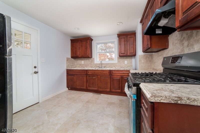 Spacious and newly renovated 2 bedroom plus finished walk up attic! Available for immediate move in. Includes 2 parking spaces. Owner is a licensed realtor.