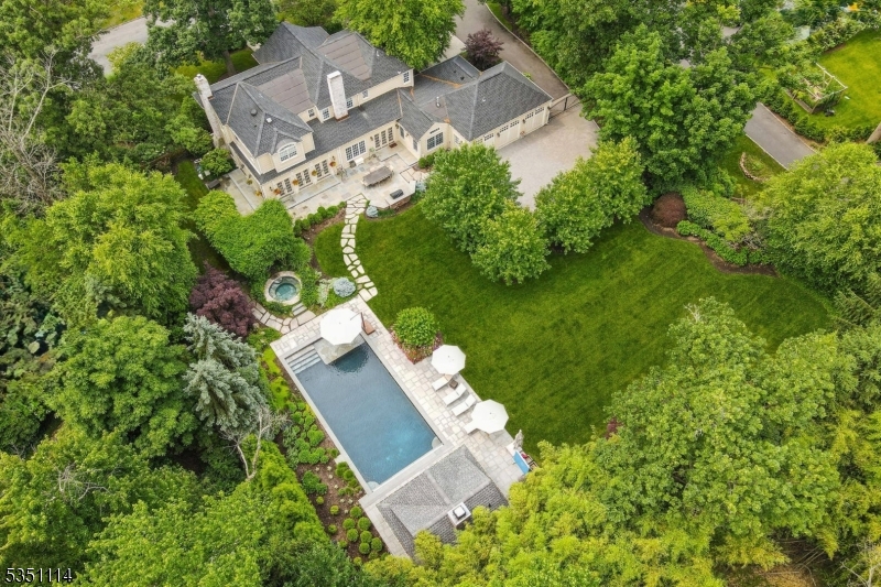 CRESCENT / GLENWOOD - Residential