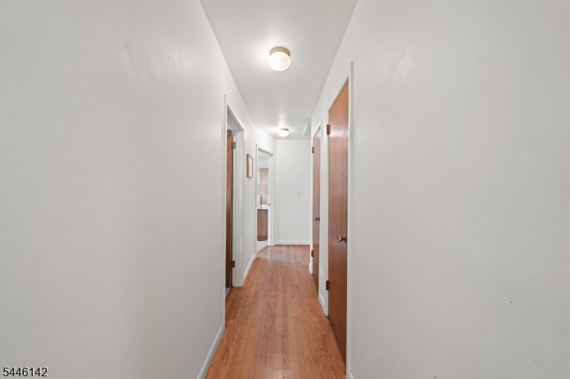 Valley Rd - Residential