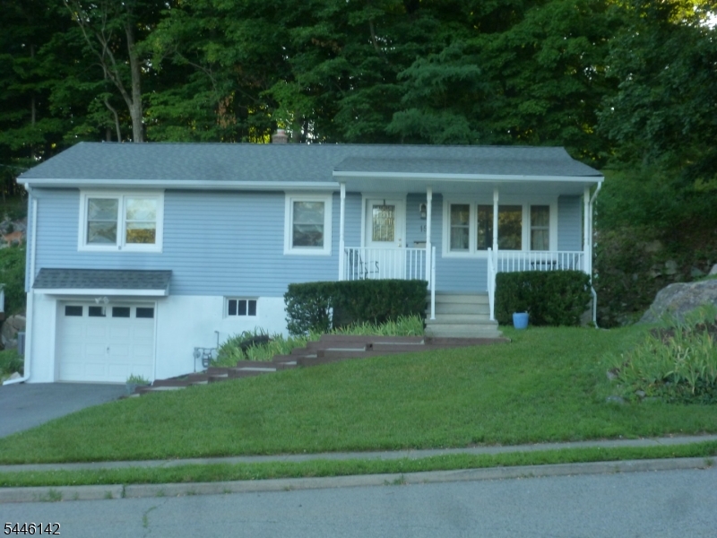 Valley Rd - Residential
