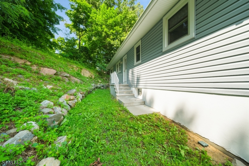 Valley Rd - Residential