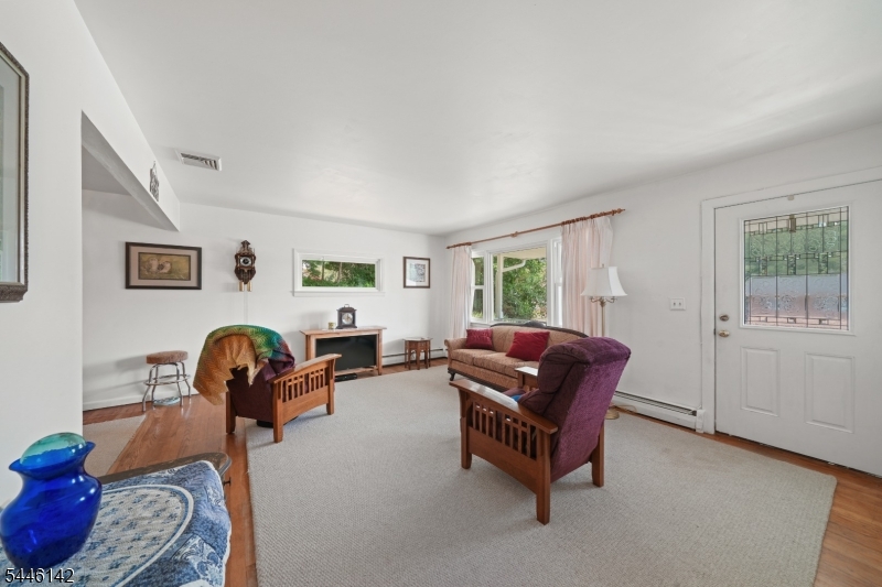 Valley Rd - Residential