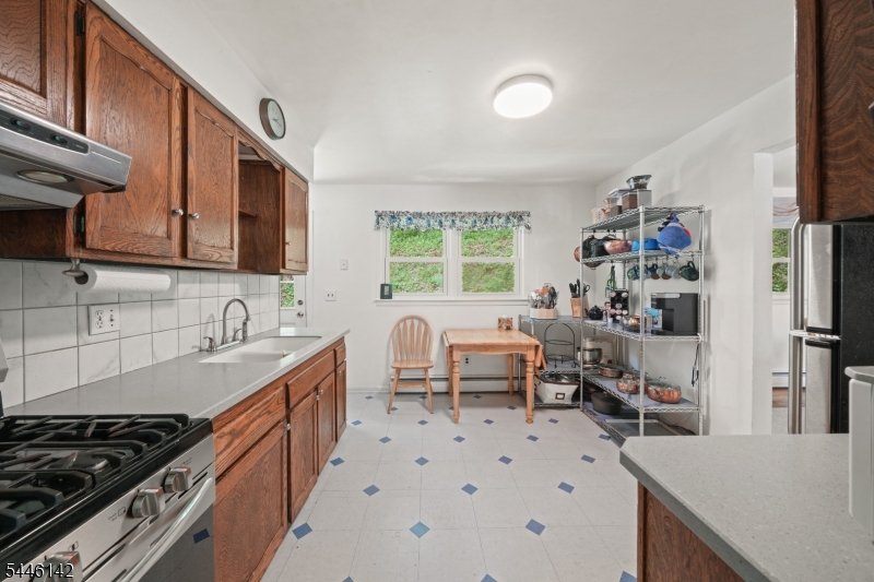 Valley Rd - Residential