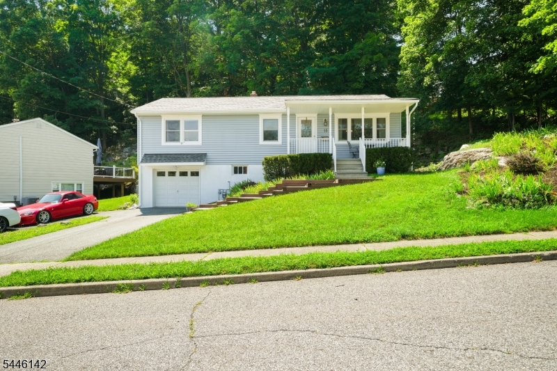 Valley Rd - Residential