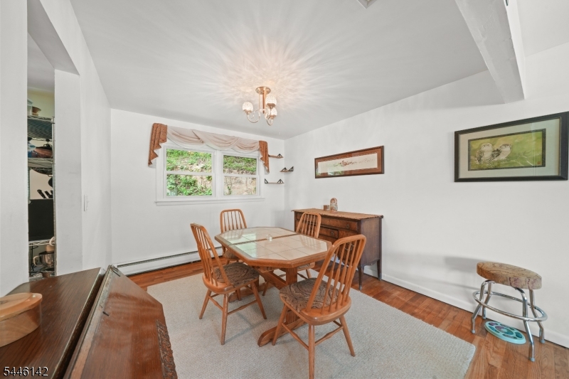 Valley Rd - Residential