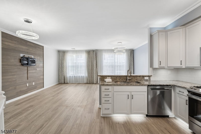 Coventry Park - Residential Lease