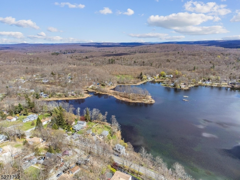 Lake Wanda - Residential