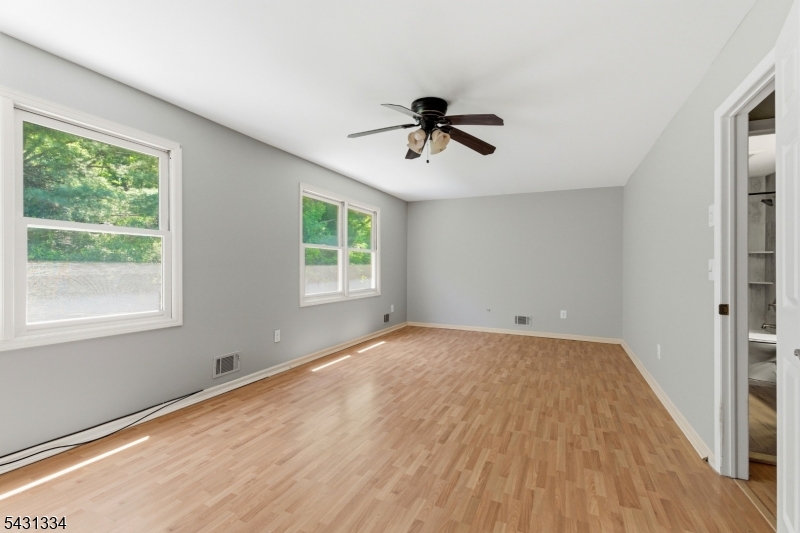 SPARTA COMMONS - Residential