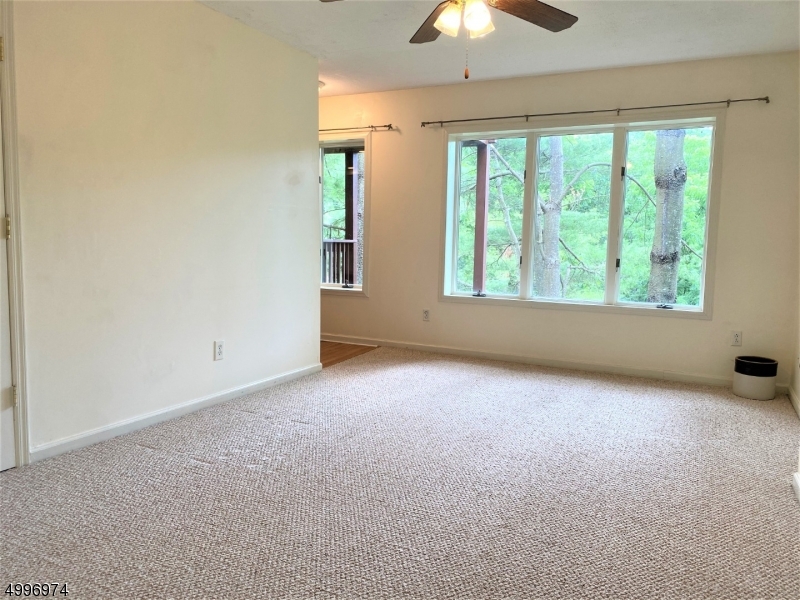 BERKSHIRE RIDGE - Residential