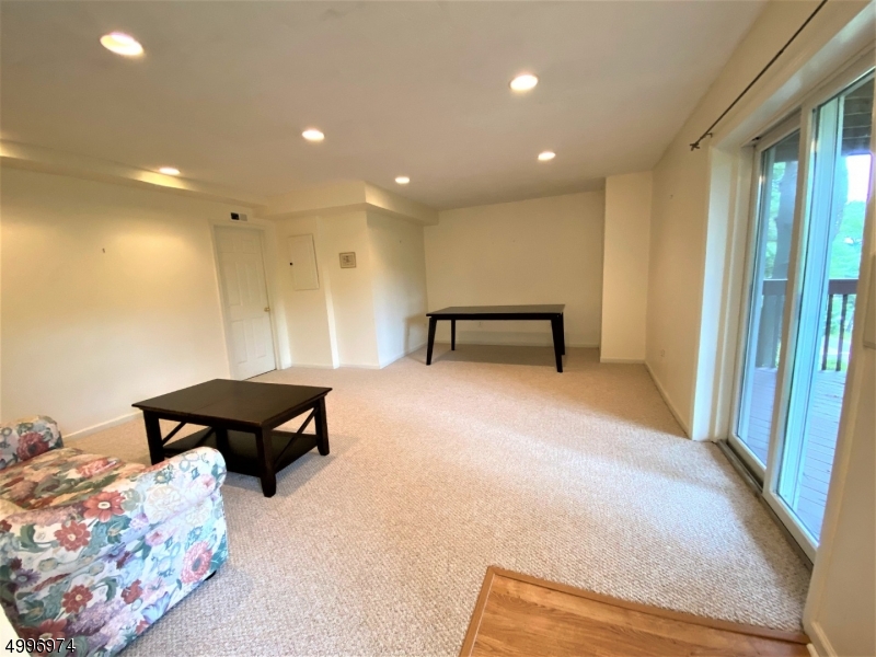 BERKSHIRE RIDGE - Residential