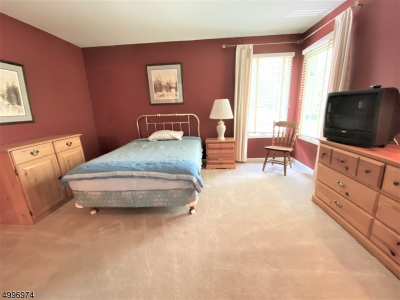 BERKSHIRE RIDGE - Residential