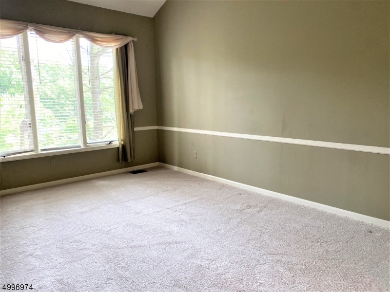BERKSHIRE RIDGE - Residential