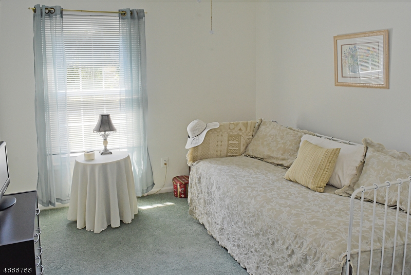 Stoneview - Residential