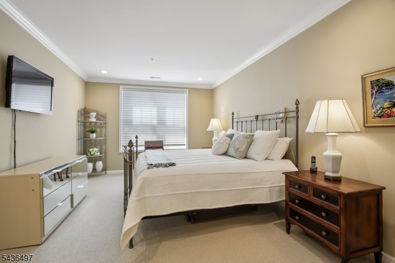 The Pointe - Residential